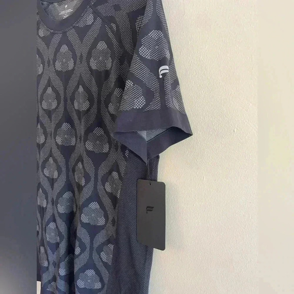 Fabletics The Training Day Black Short Sleeve Tee T-shirt Size S - Picture 8 of 13